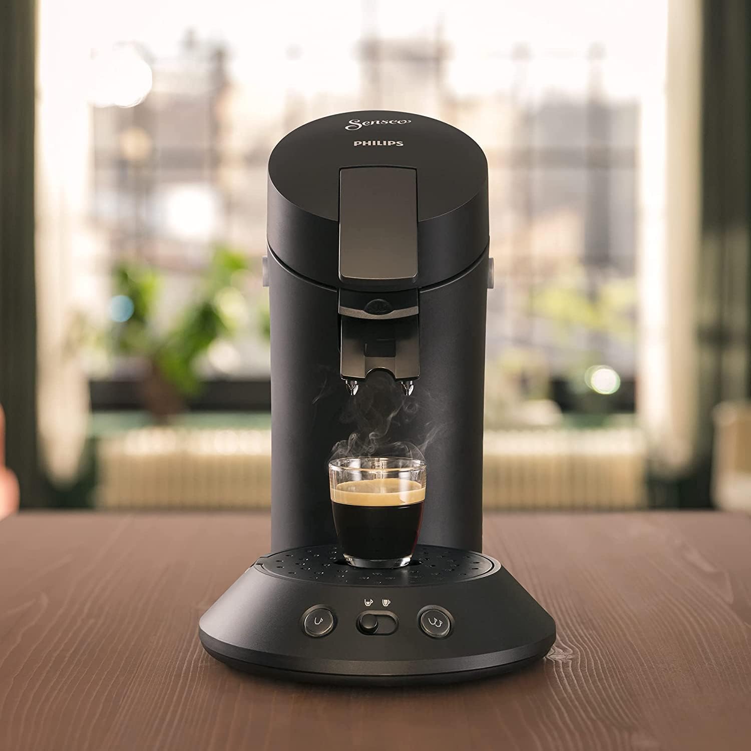 Philips Senseo Original Plus Coffee Pod Machine -2 Coffee Variations (Mild and Intense) -Brew 1 or 2 Cups At the same time -0.7 Liter Water Tank - Matte finish -Intensity Selection -Black -CSA210/60