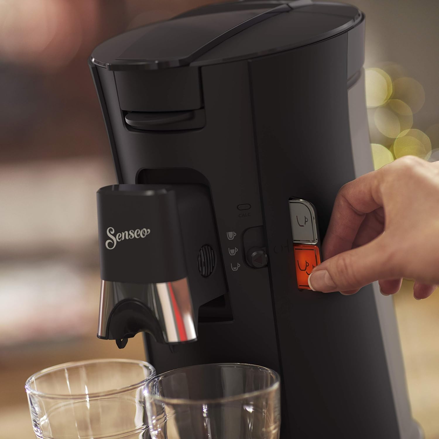 Philips Senseo Select Coffee Pod Maker - 3 Coffee Variations (Mild, Strong, Powerful) - Brew 1 or 2 Cups At Once - 0.9L Water Tank - Adjustable spout - Black (CSA240/60)